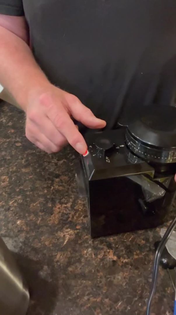 KIRAINAFLY CBG-8001 Review: Automatic Burr Coffee Grinder with 28 Grind Settings